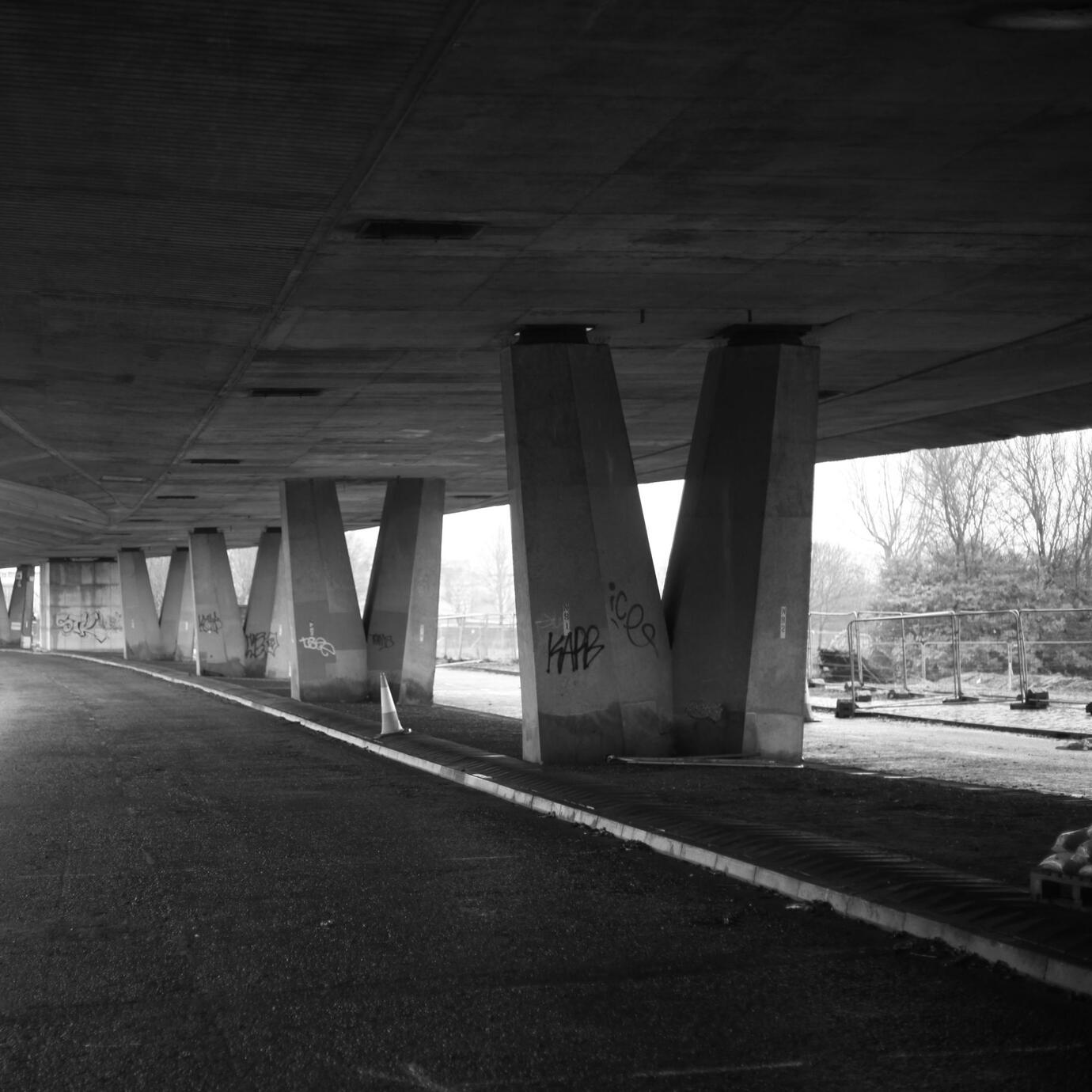 Flyover - ISO 400 f2.0 1/125